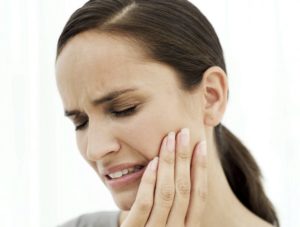 Онемение лица после удаления зуба